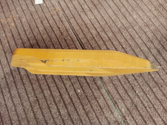 11182515 11182516  Left / Right Excavator Bucket Teeth SY310.3.4-3/4