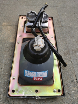 60118971 Road Construction Machinery Spare Parts Headlight 70.5/75-24-P1-Y+R+CL LGY-I-1
