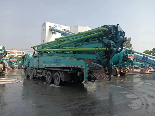4 Axle Used Zoomlion Concrete Pump With 63m Boom length