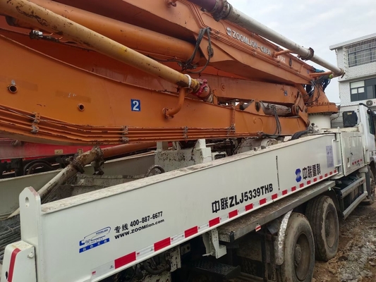2012 ZoomLion 49M Used Concrete Pump Truck within Benz Chassis